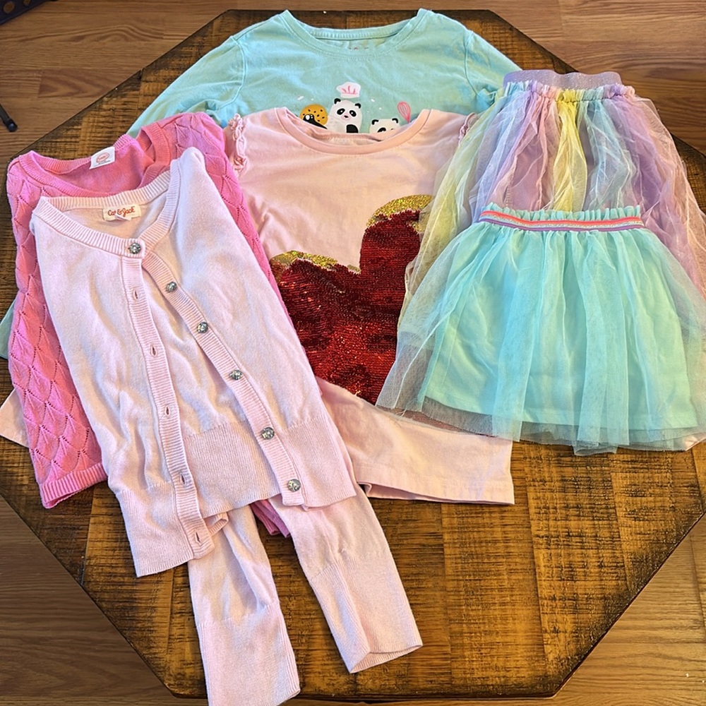 Girl’s Size 7/8-Lot of 6-2 Cardigans, 2 Long Sleeve Shirts, 1 Skirt & 1 Skort.